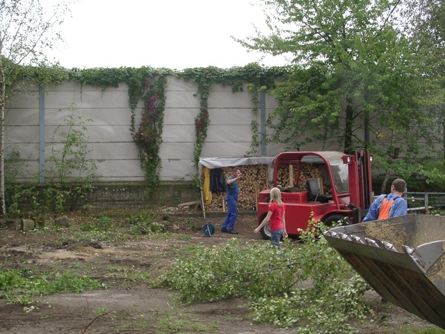 Loading Image